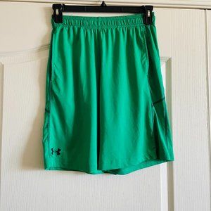 Under Armor Athletic Shorts Size Boys XL/Mens S